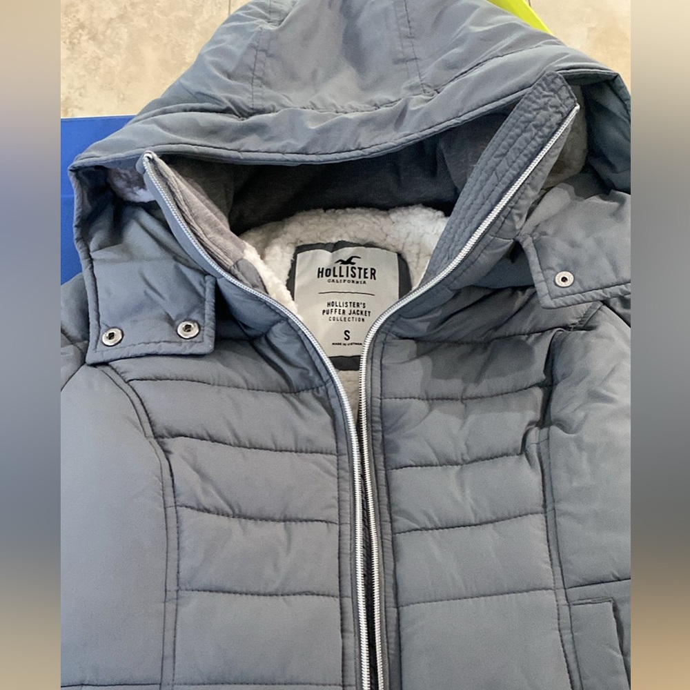 Hollister ski jacket